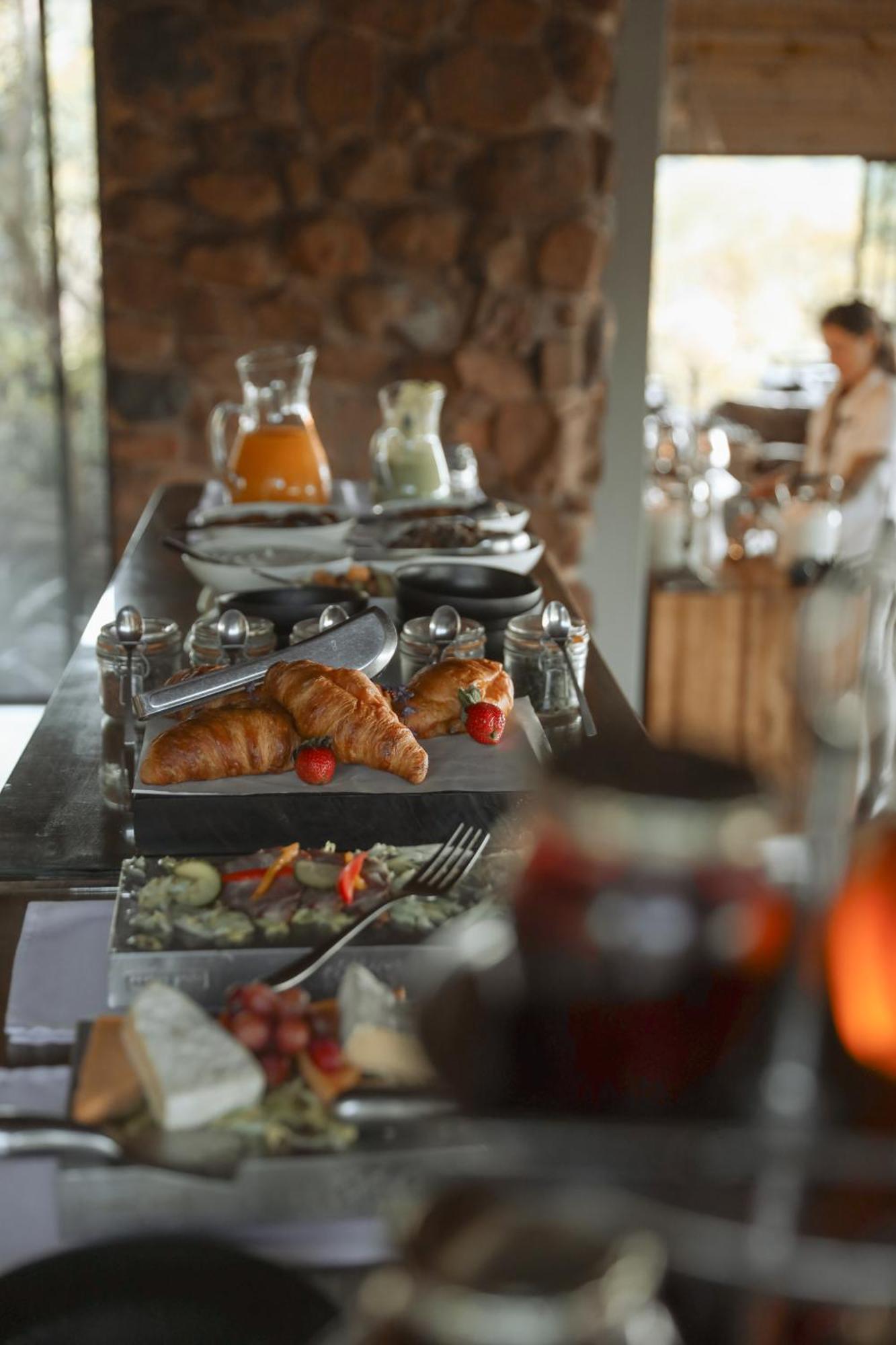 Leopard Mountain Safari Lodge Manyoni Private Game Reserve Exterior foto