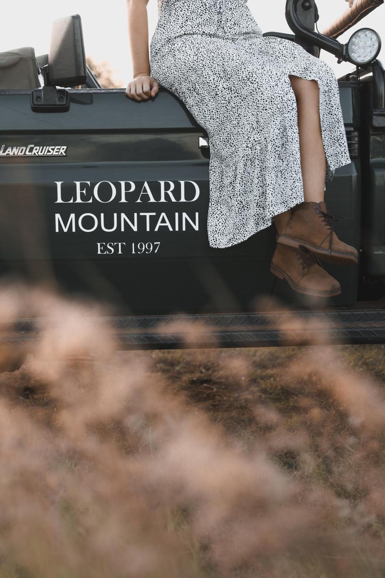 Leopard Mountain Safari Lodge Manyoni Private Game Reserve Exterior foto