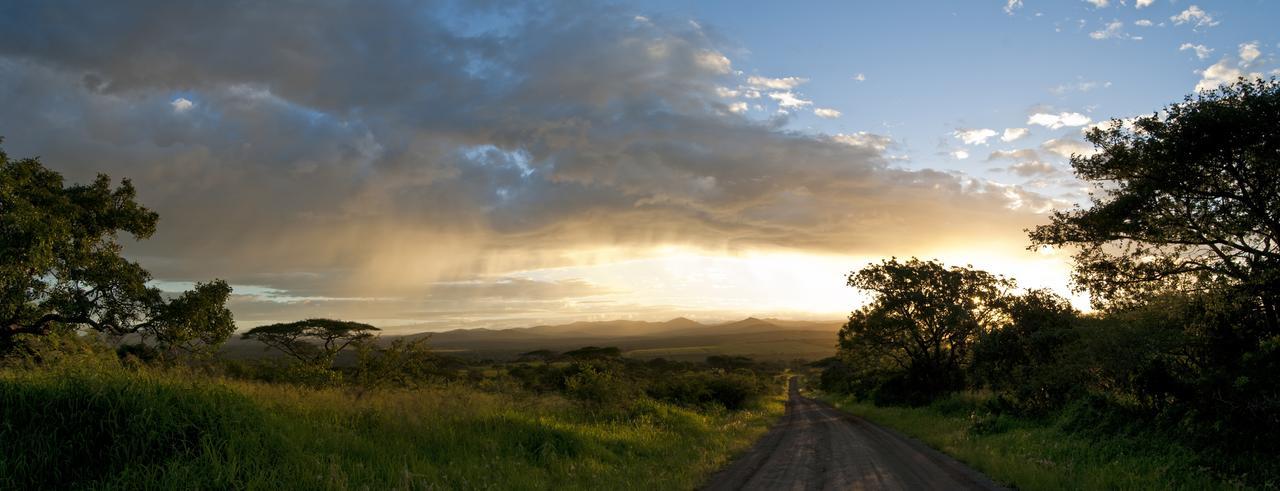 Leopard Mountain Safari Lodge Manyoni Private Game Reserve Exterior foto